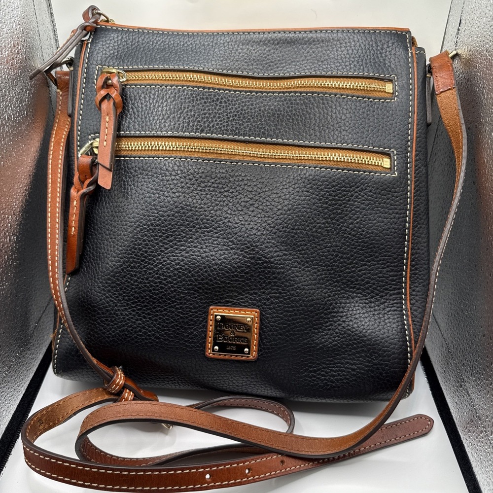 Dooney & Bourke Pebble Grain& Black Leather Crossbody Bag Black Tan Old Money